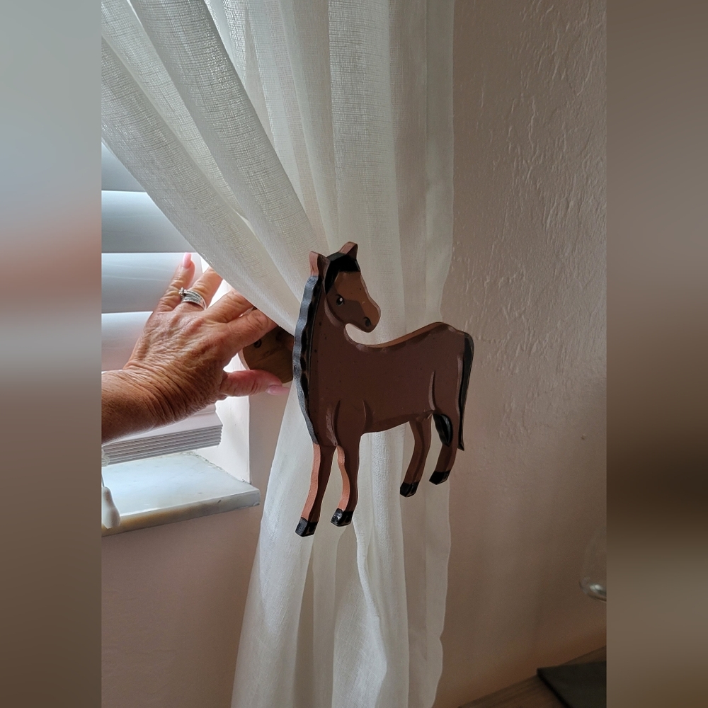 Curtain Hold Back Vintage Farm Animals Wooden Cow Pig Barn
